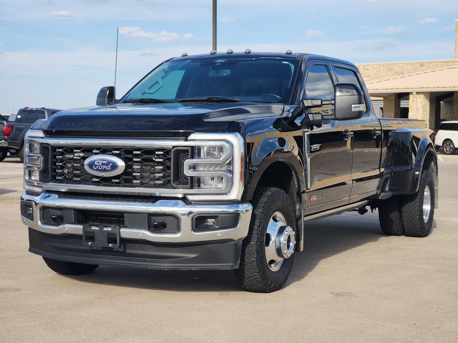 2024 Ford F-350SD Lariat DRW