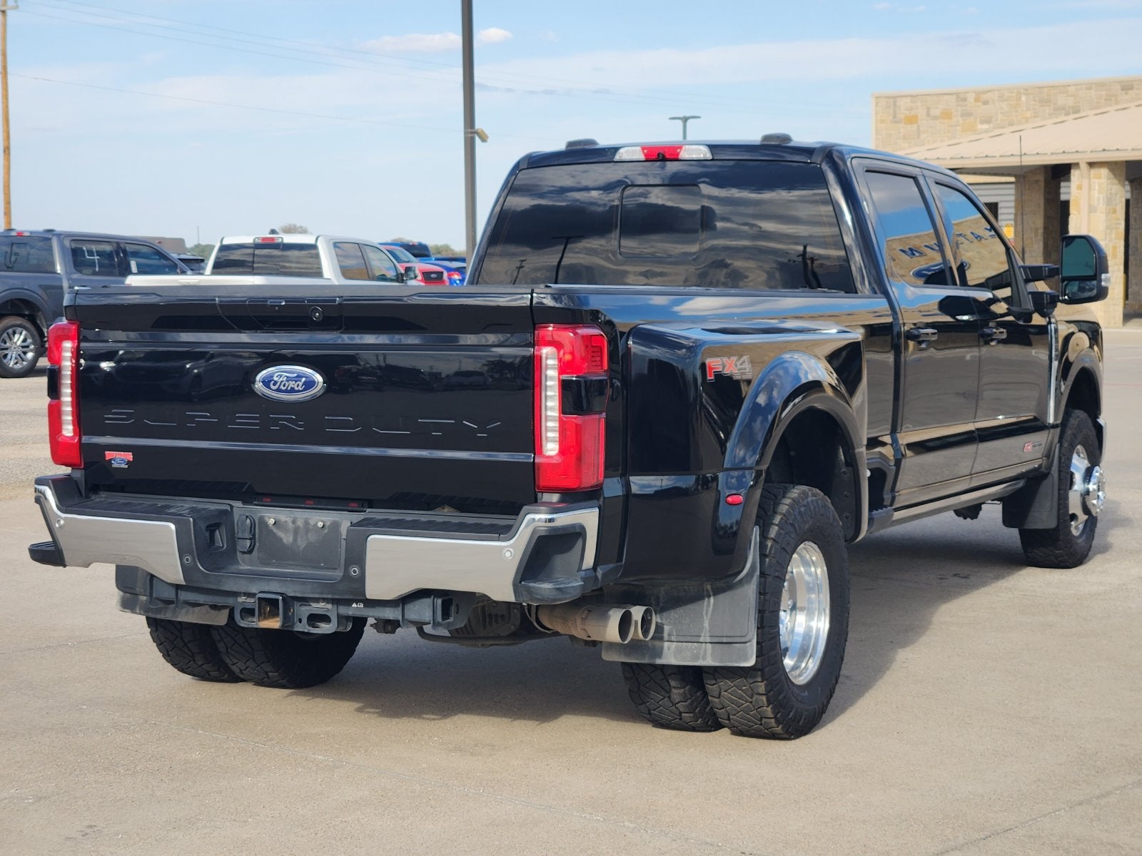 2024 Ford F-350SD Lariat DRW