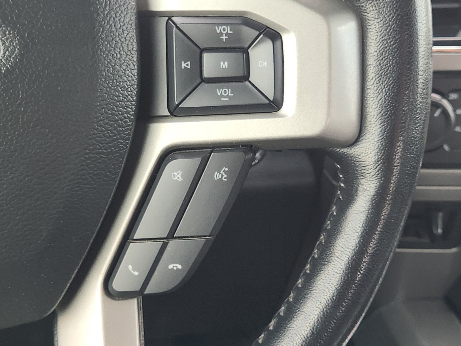 2022 Ford F-350SD Lariat DRW