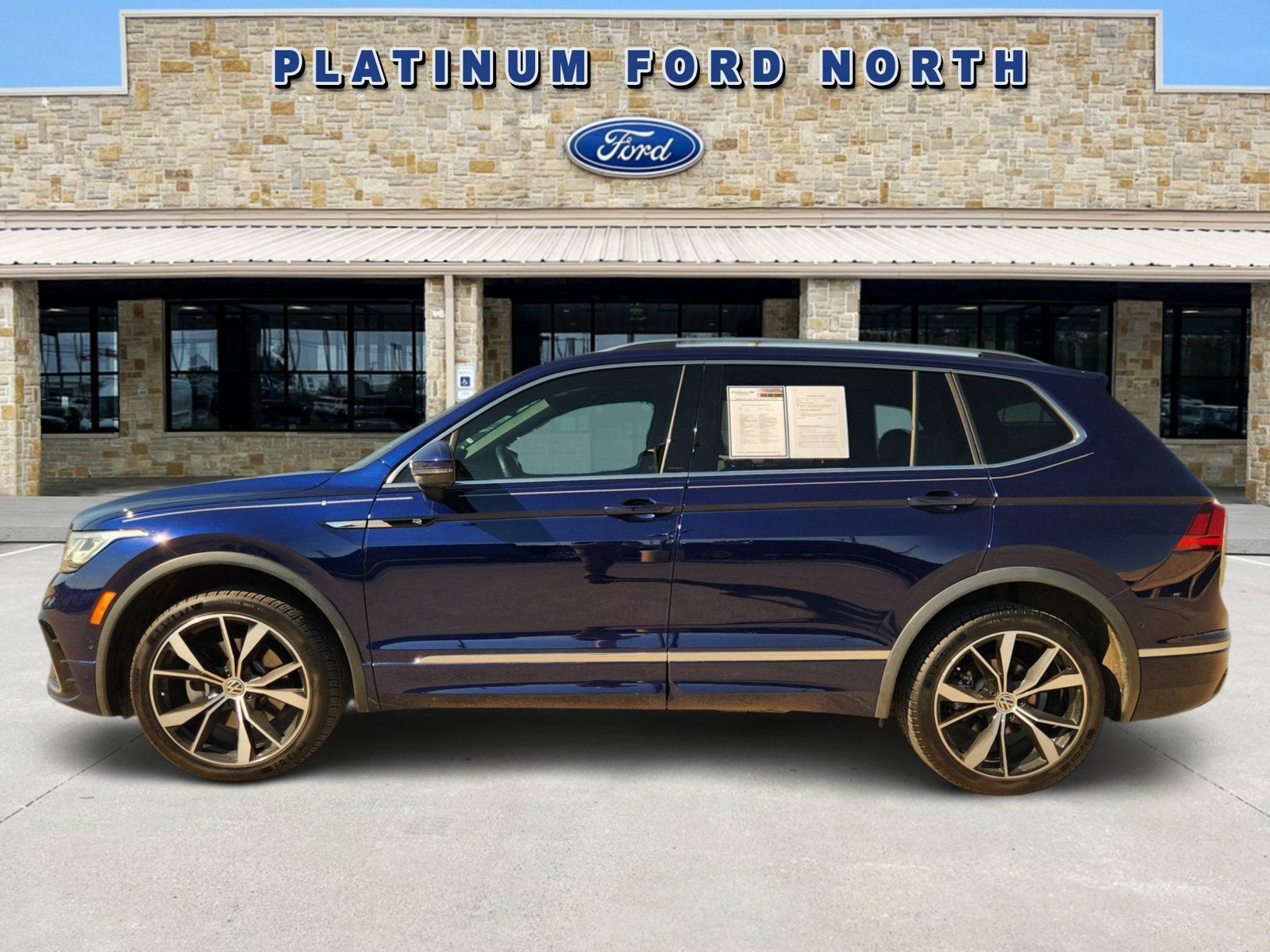 2024 Volkswagen Tiguan 2.0T SEL R-Line