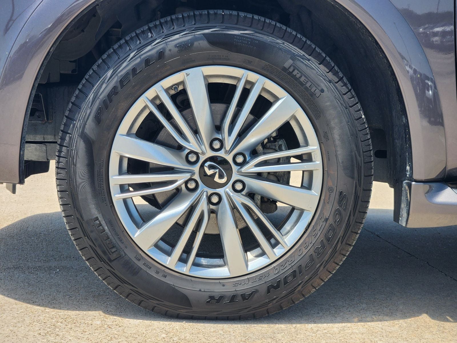 2024 INFINITI QX80 LUXE