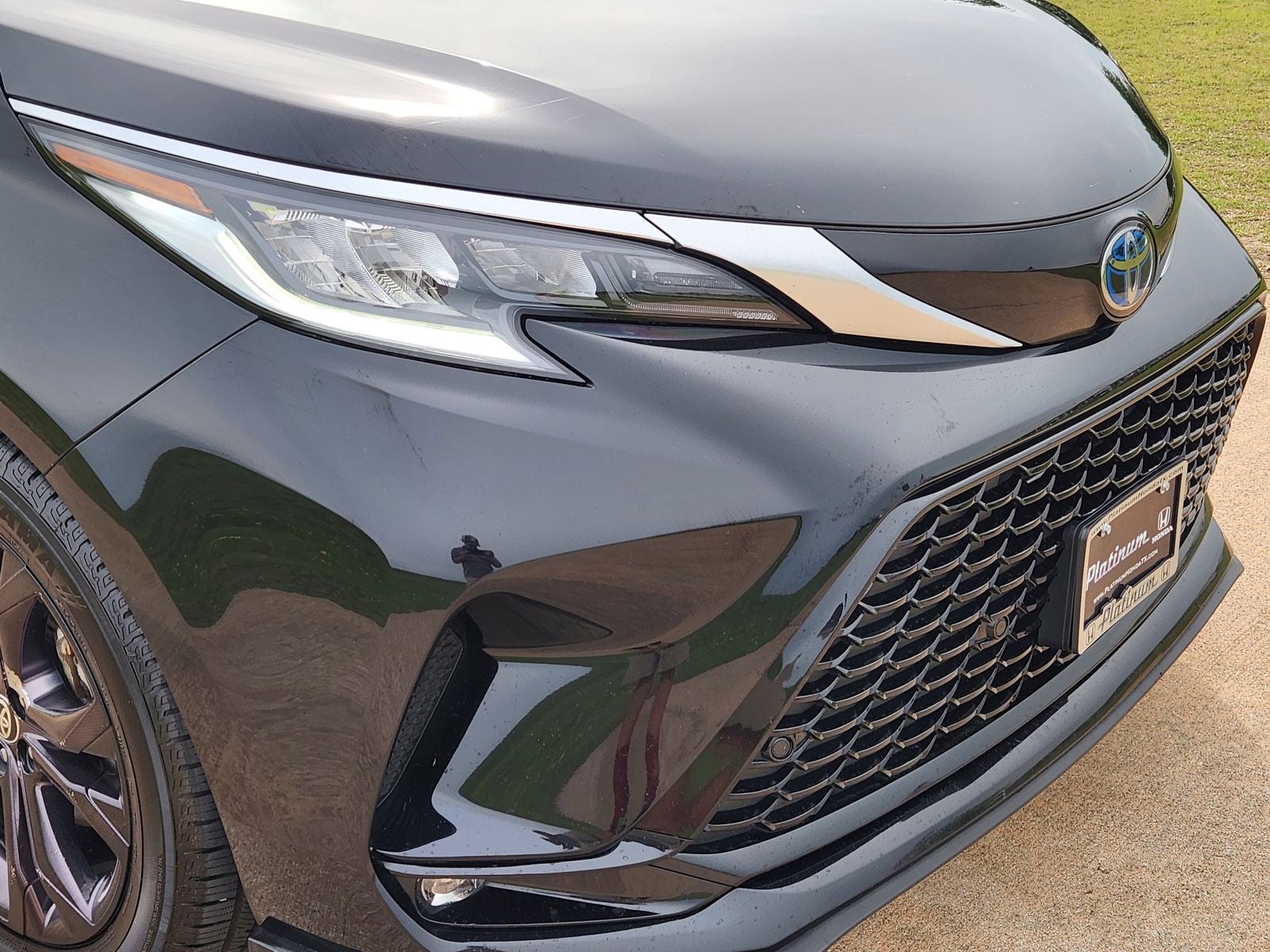 2021 Toyota Sienna XSE 7 Passenger