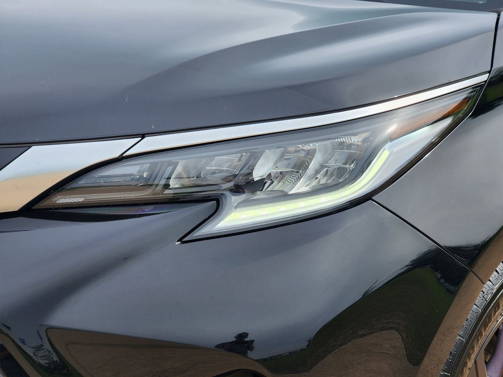 2021 Toyota Sienna XSE 7 Passenger