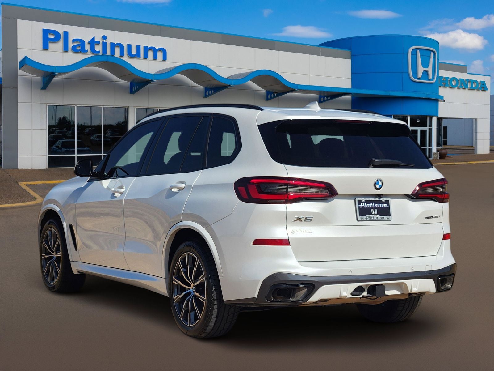 2023 BMW X5 sDrive40i