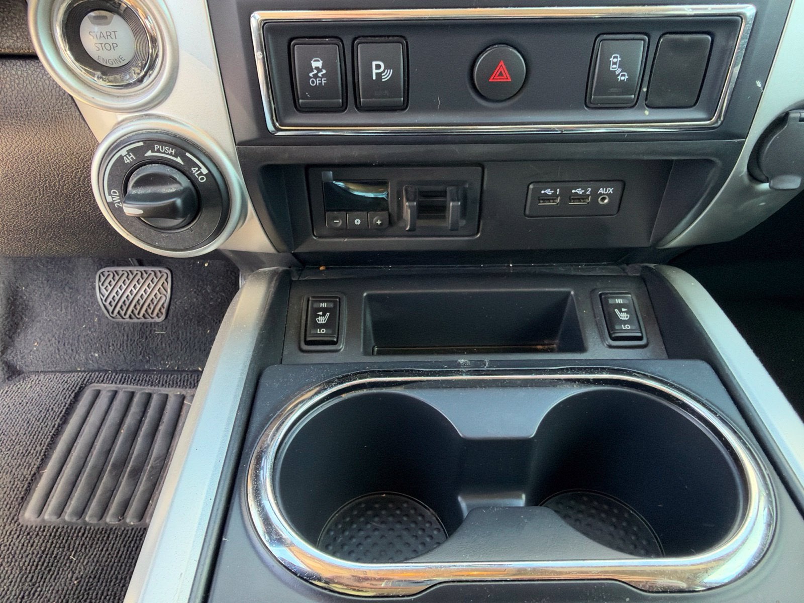 2019 Nissan Titan SV