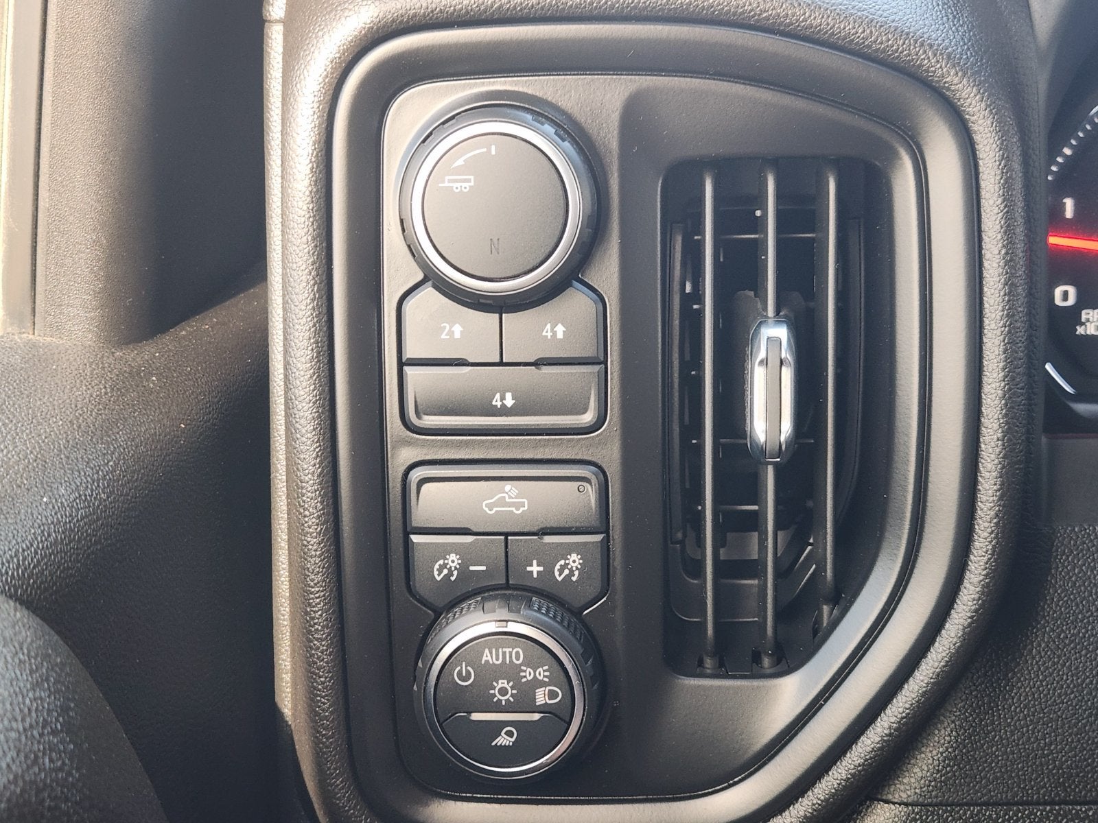 2023 Chevrolet Silverado 2500HD Custom