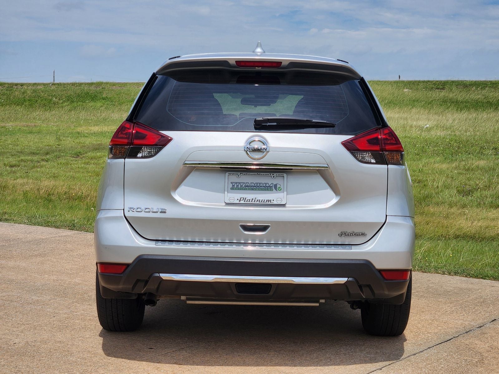 2019 Nissan Rogue S