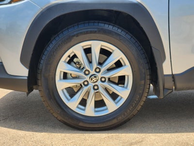 2025 Toyota Corolla Cross LE