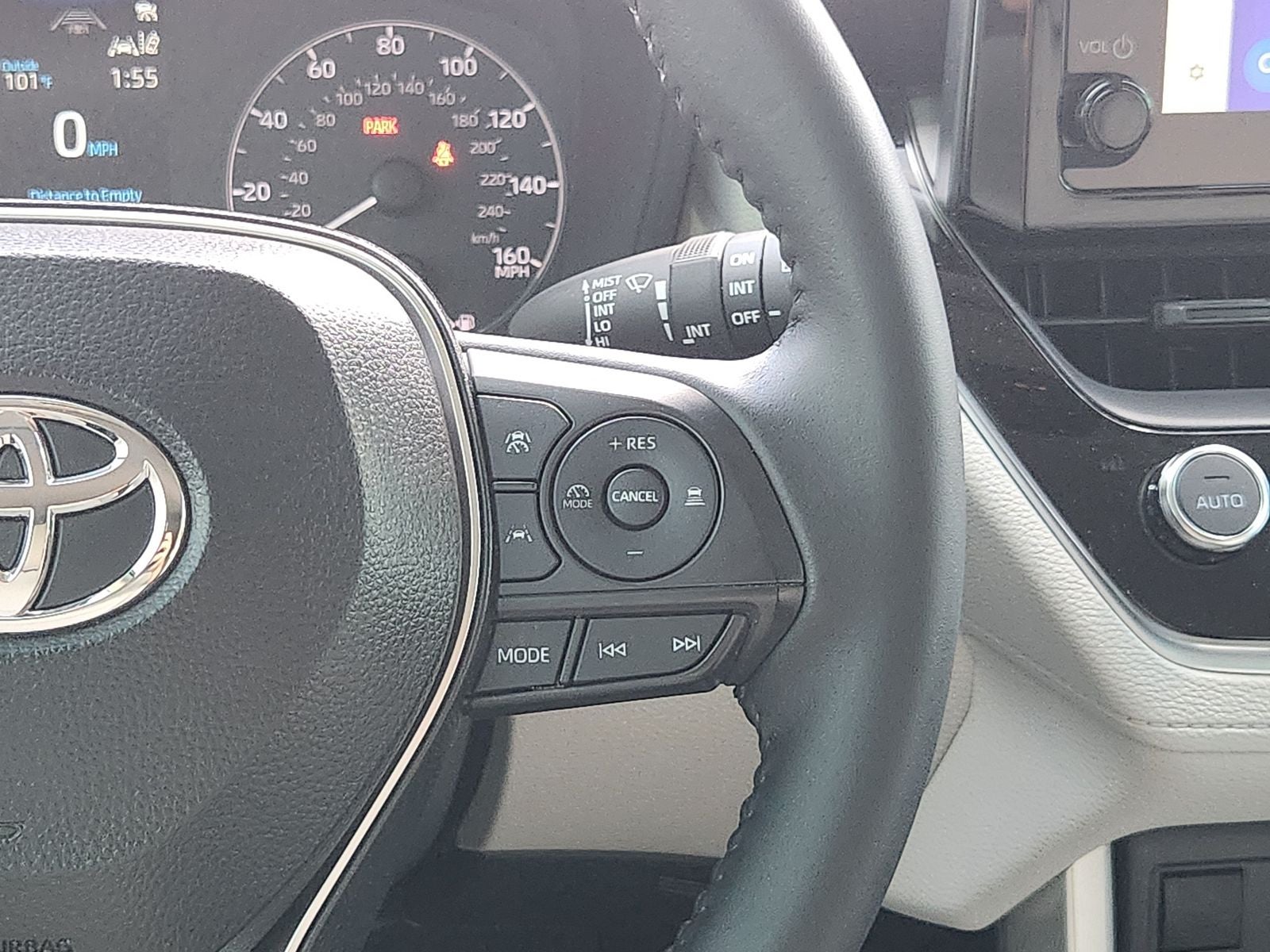 2025 Toyota Corolla Cross LE