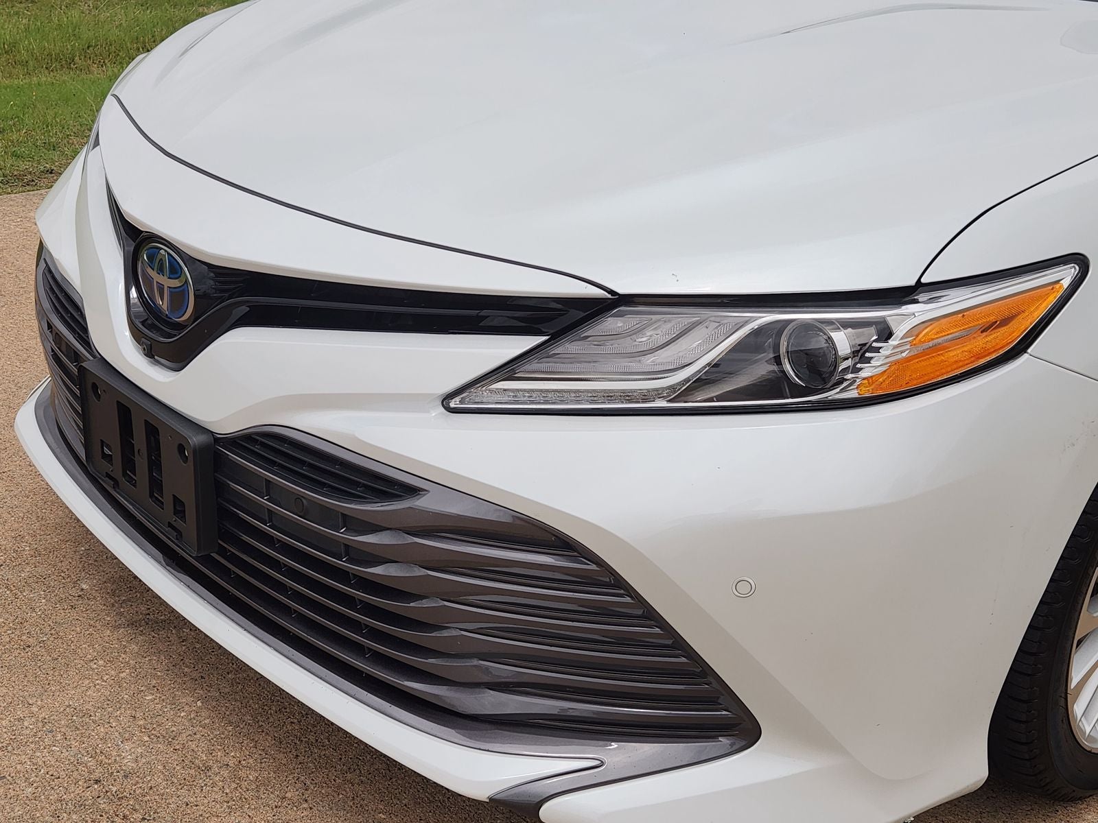 2018 Toyota Camry Hybrid XLE