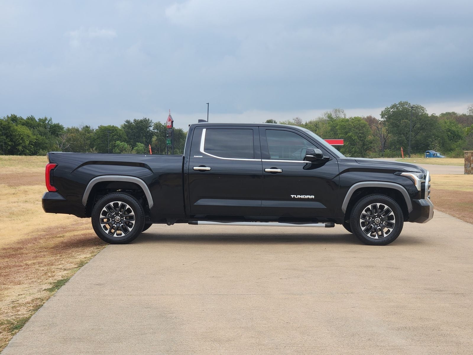2023 Toyota Tundra Limited