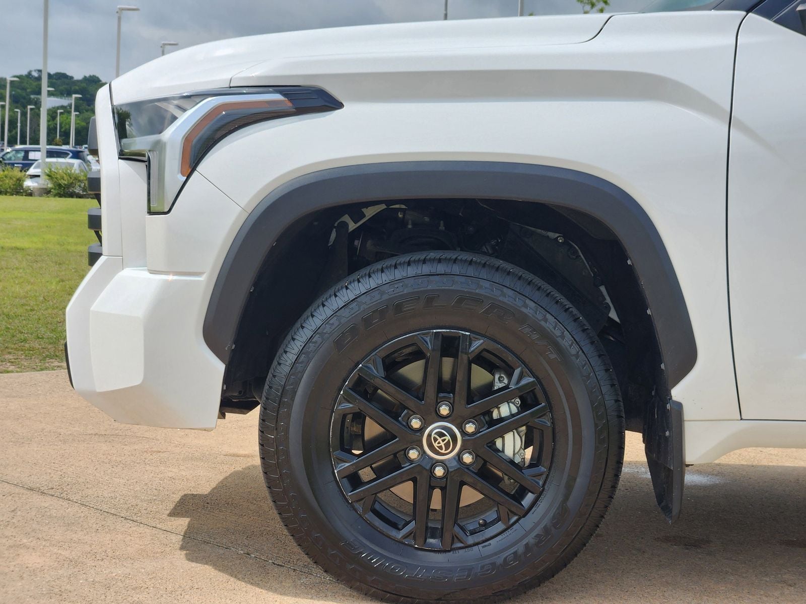 2024 Toyota Tundra SR5