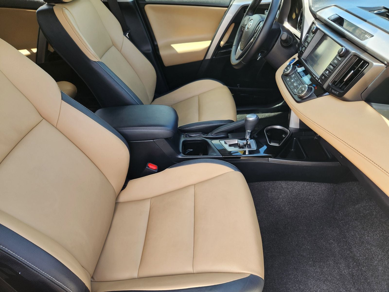2017 Toyota RAV4 Hybrid Limited