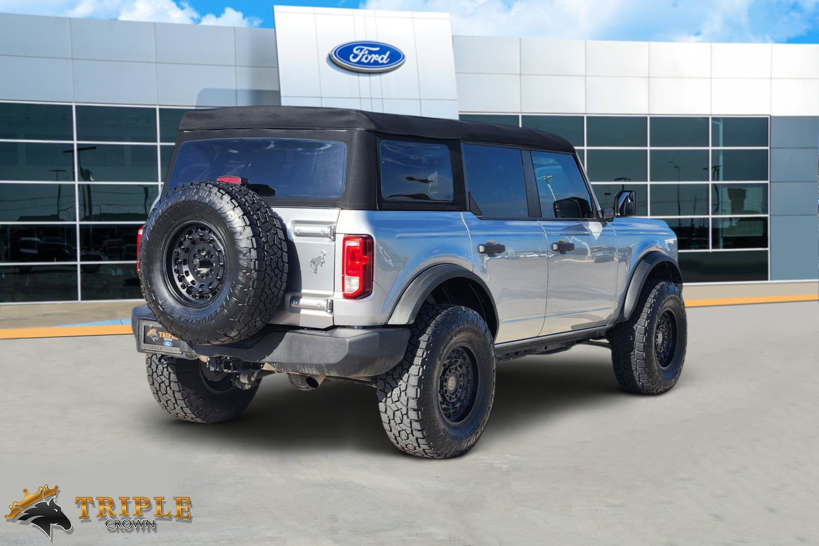 2023 Ford Bronco Base