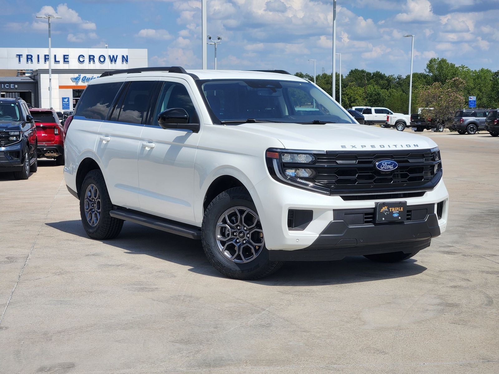 2025 Ford Expedition Active