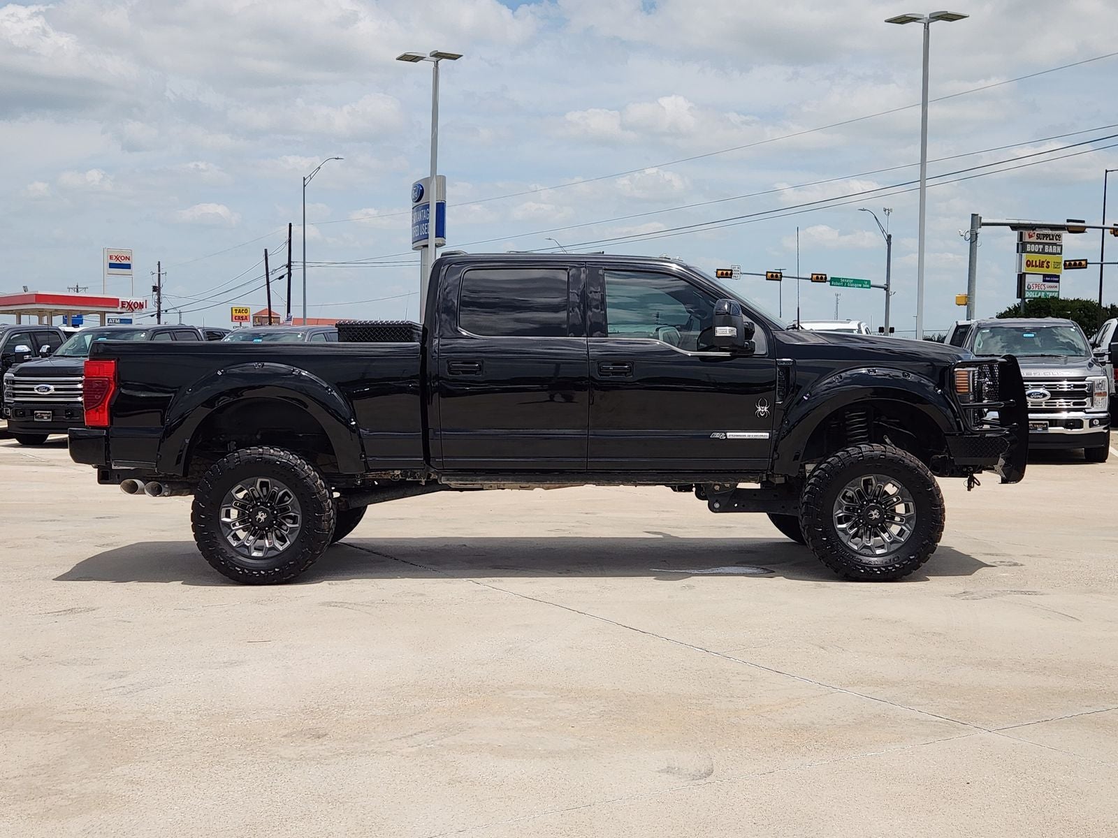 2022 Ford F-250SD Lariat