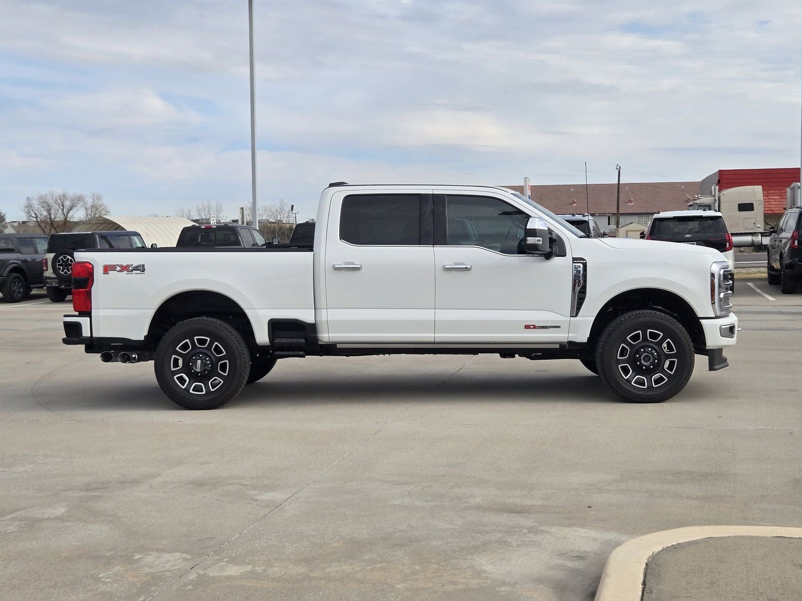 2024 Ford F-350SD Platinum