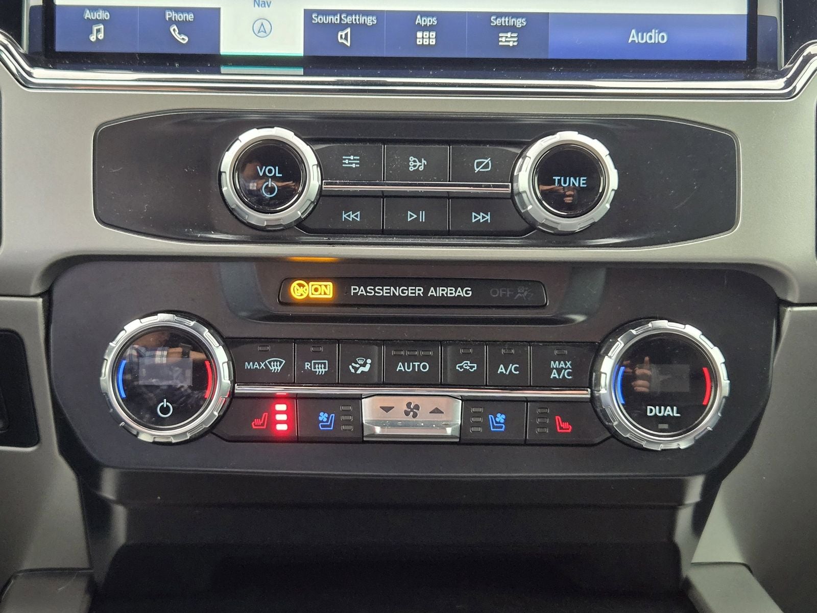 2022 Ford F-350SD Lariat