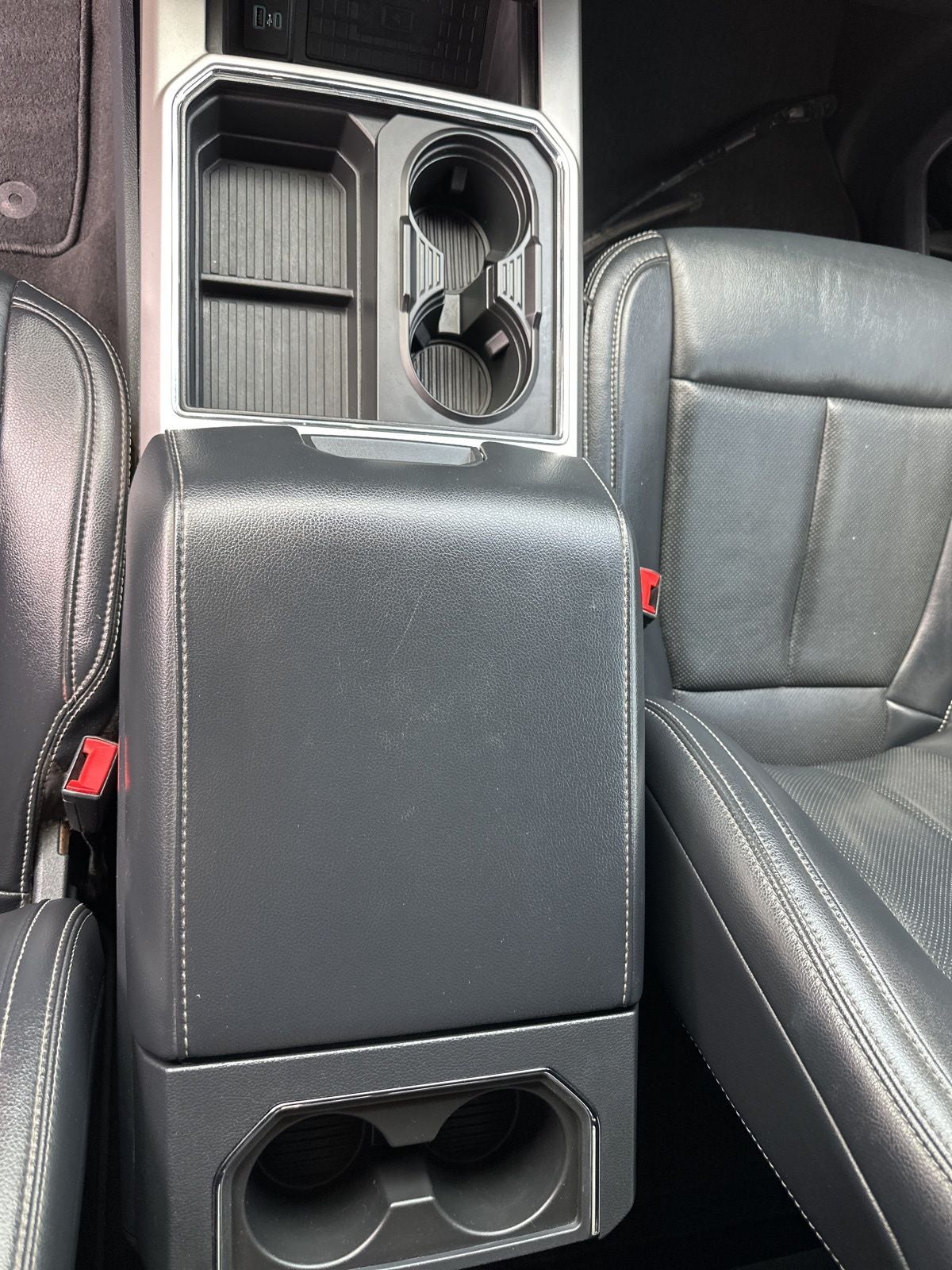 2022 Ford F-350SD Lariat