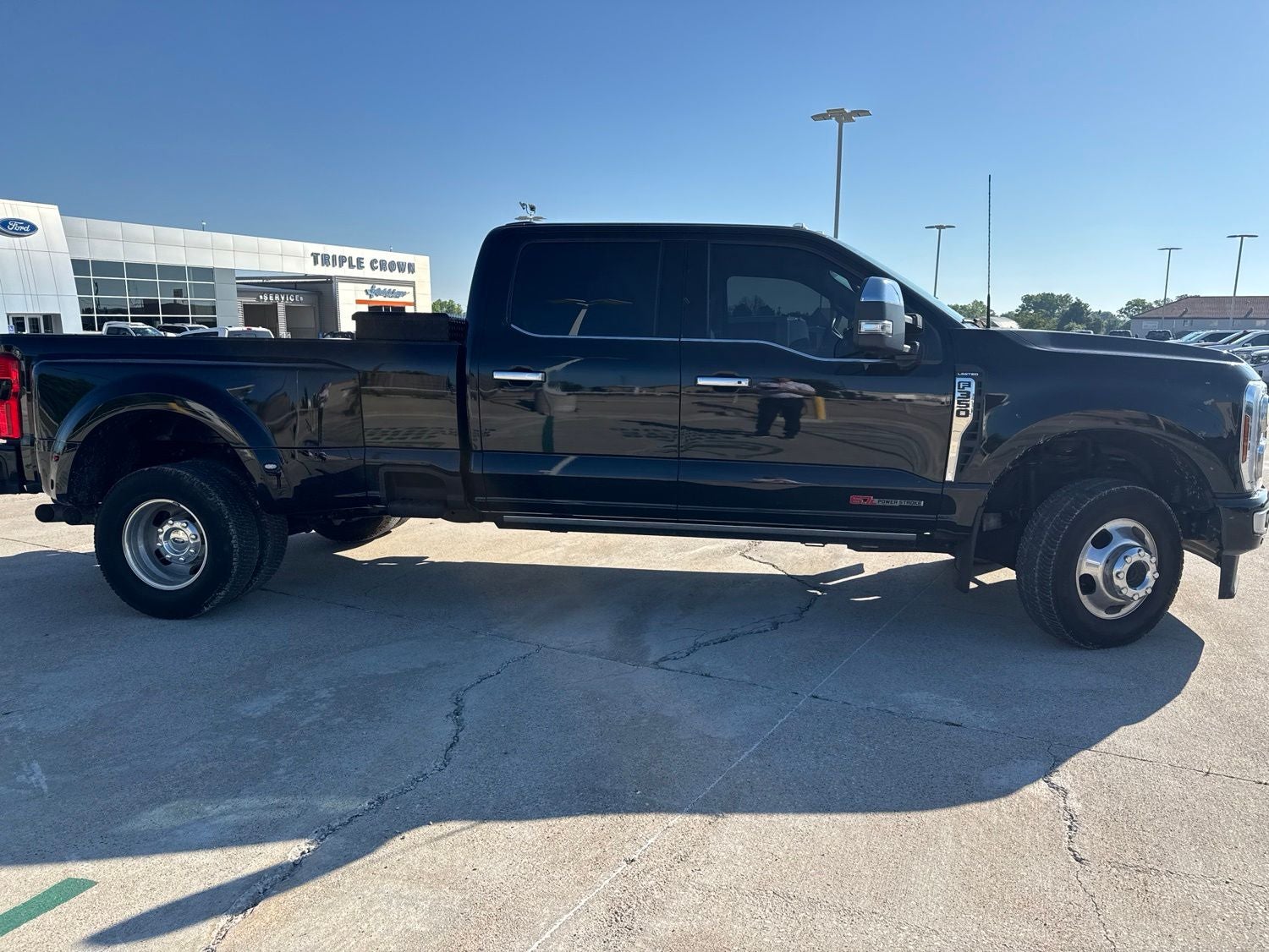 2024 Ford F-350SD Limited DRW