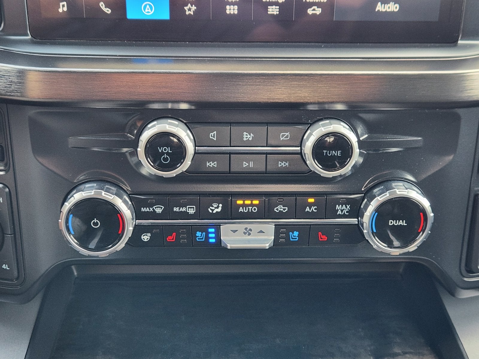 2024 Ford F-350SD Lariat DRW