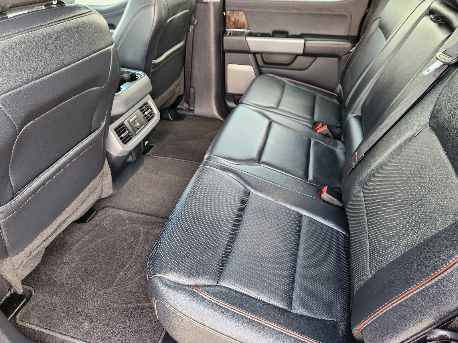 2024 Ford F-350SD Lariat DRW