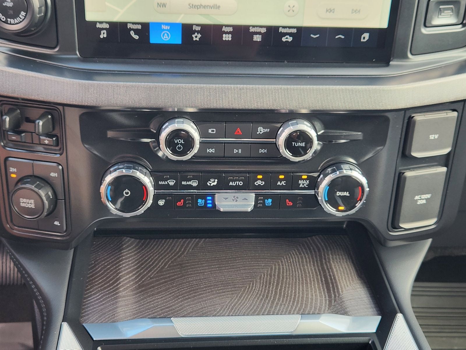 2025 Ford F-450SD Platinum DRW