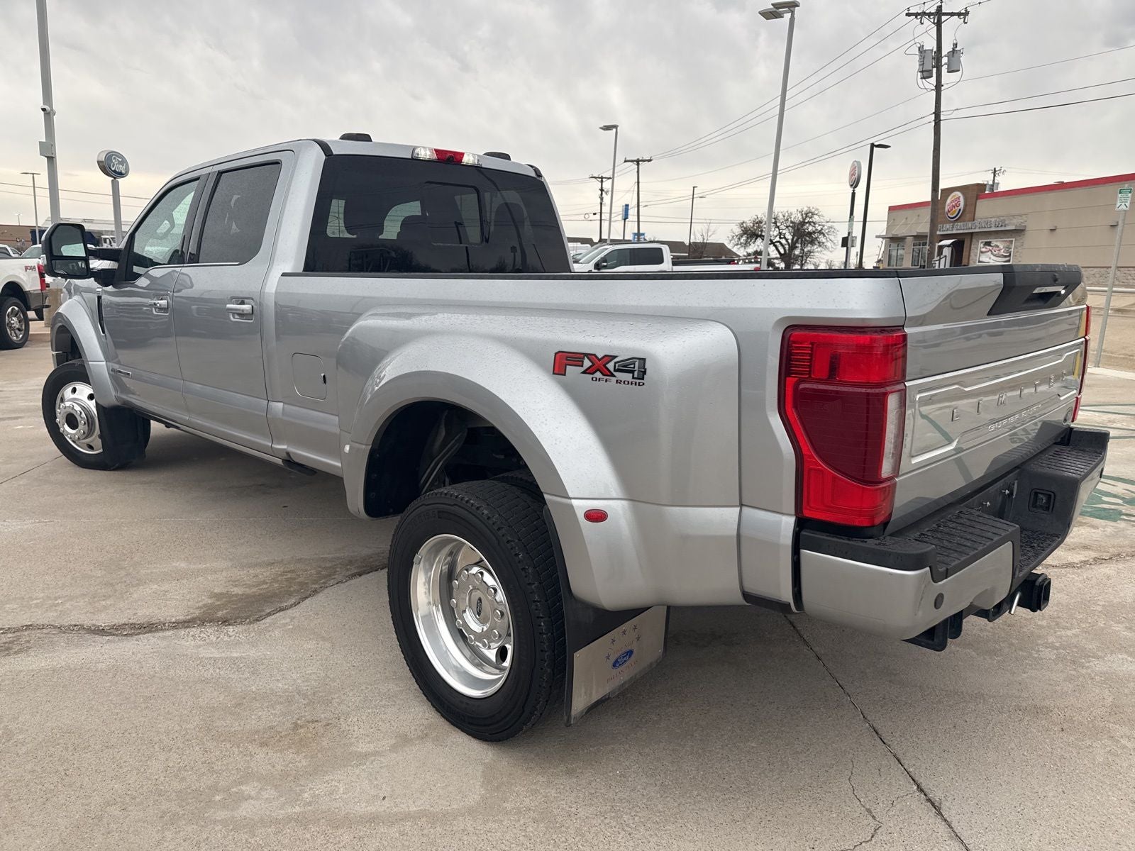 2022 Ford F-450SD Limited DRW