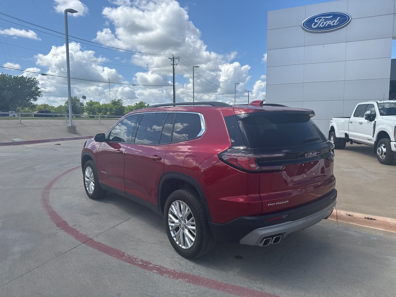 2024 GMC Acadia Elevation