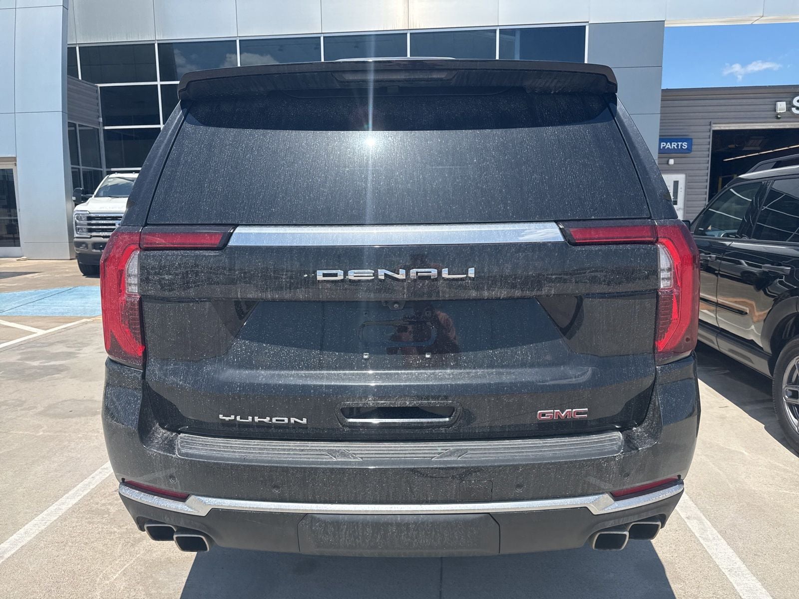 2025 GMC Yukon Denali