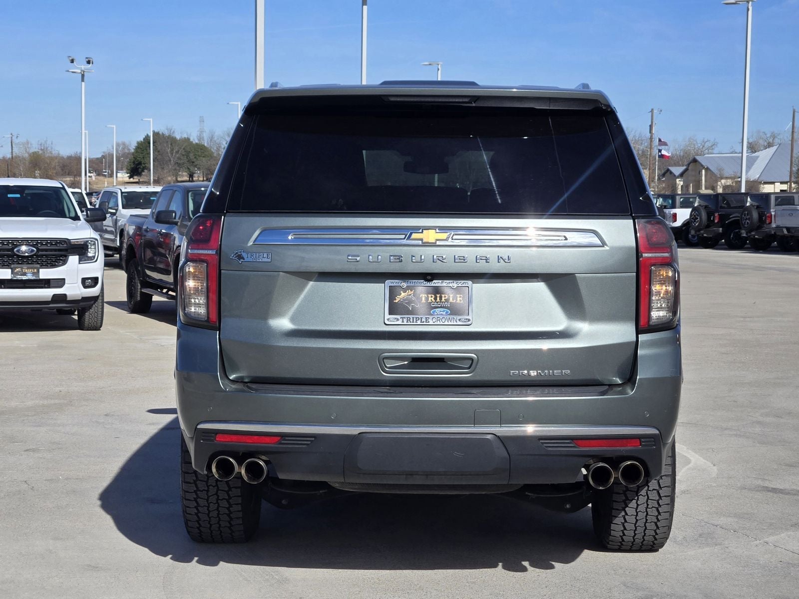 2023 Chevrolet Suburban Premier