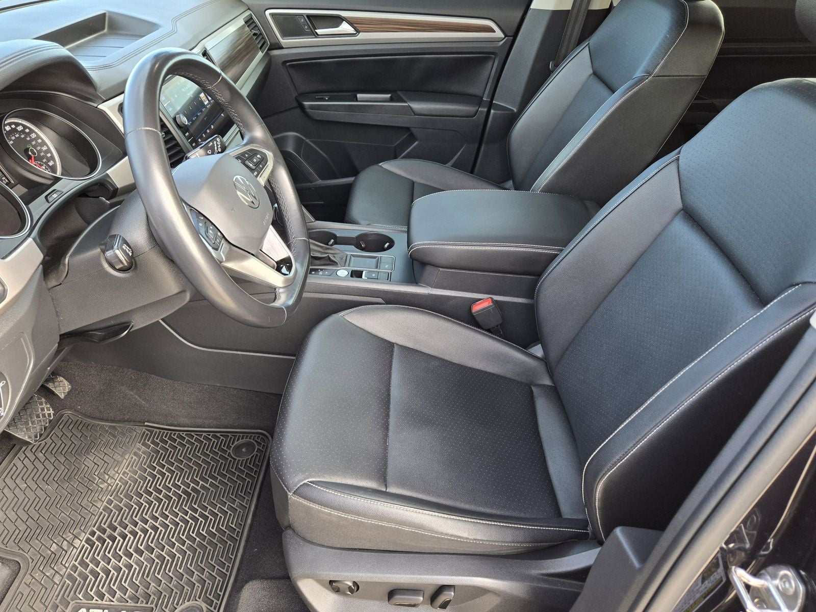 2021 Volkswagen Atlas 3.6L V6 SE w/Technology