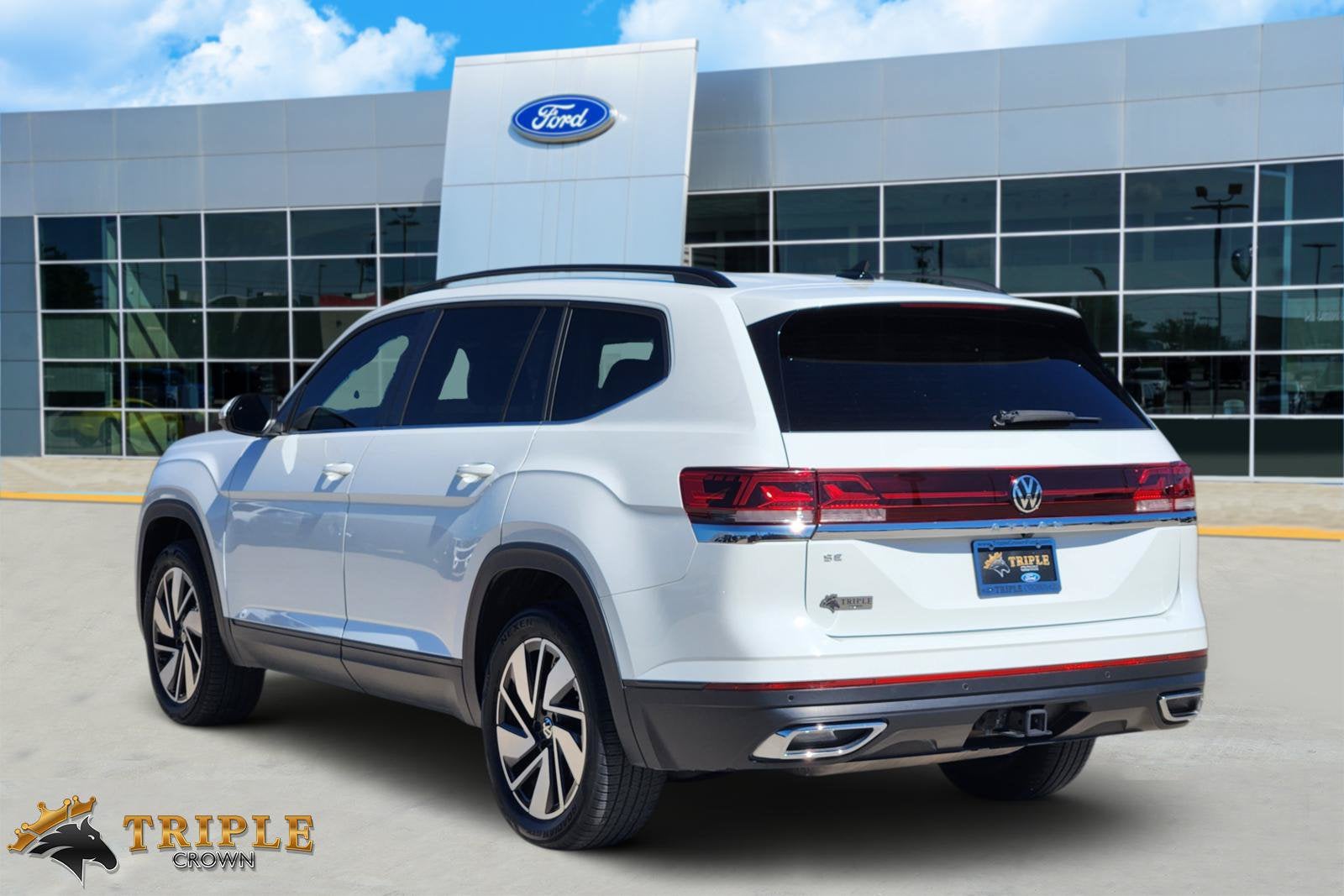 2024 Volkswagen Atlas 2.0T SE w/Technology