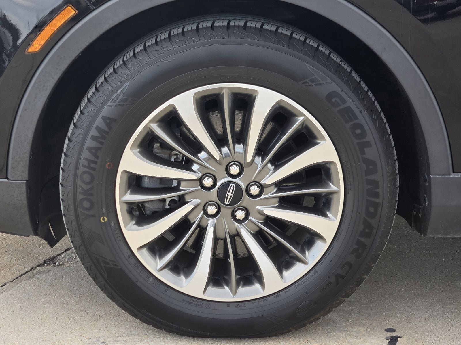 2020 Lincoln Nautilus Standard