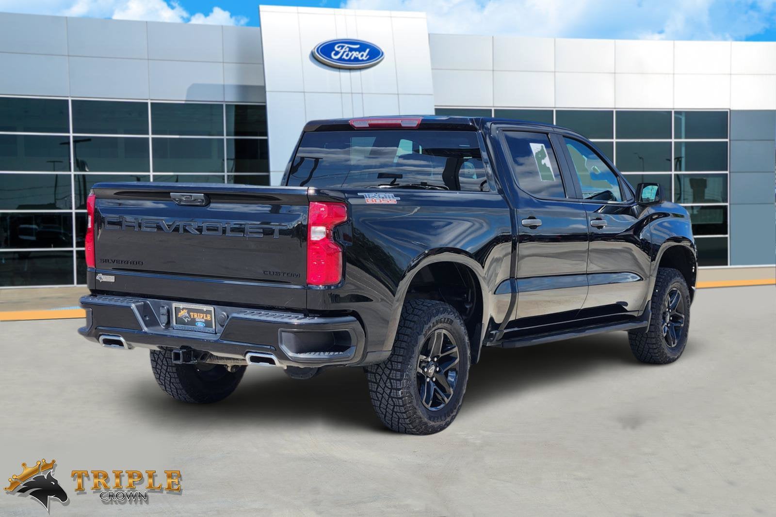 2024 Chevrolet Silverado 1500 Custom Trail Boss