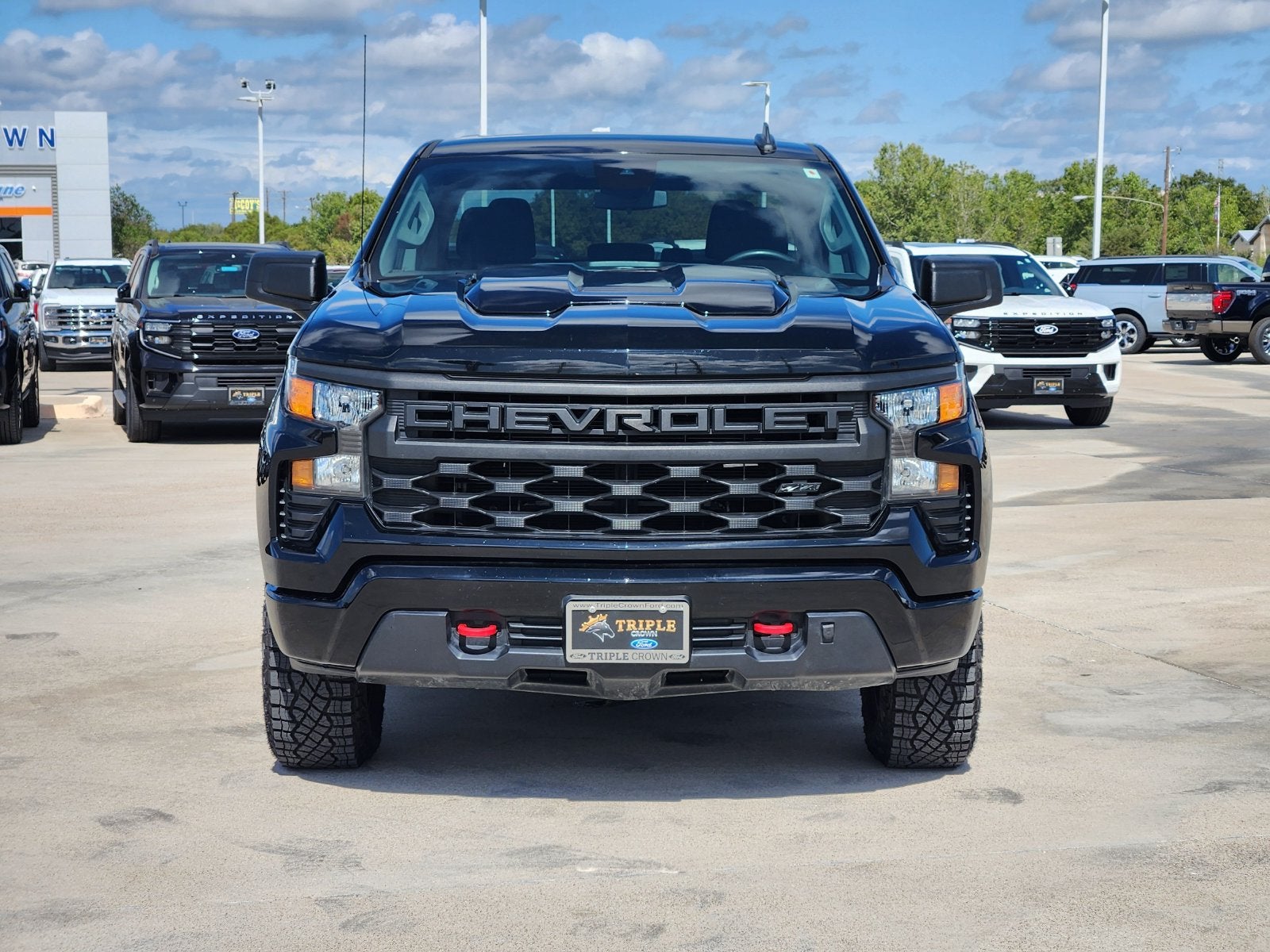 2024 Chevrolet Silverado 1500 Custom Trail Boss