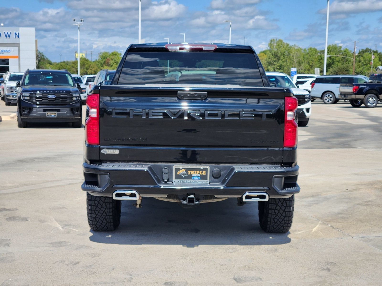 2024 Chevrolet Silverado 1500 Custom Trail Boss