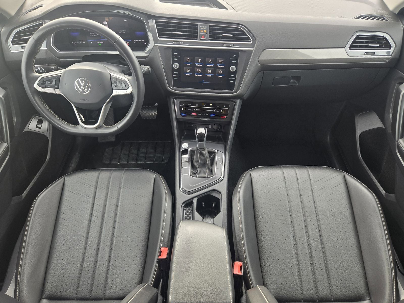 2024 Volkswagen Tiguan 2.0T SE