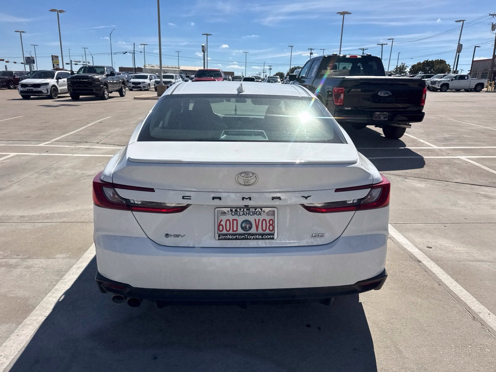 2025 Toyota Camry SE