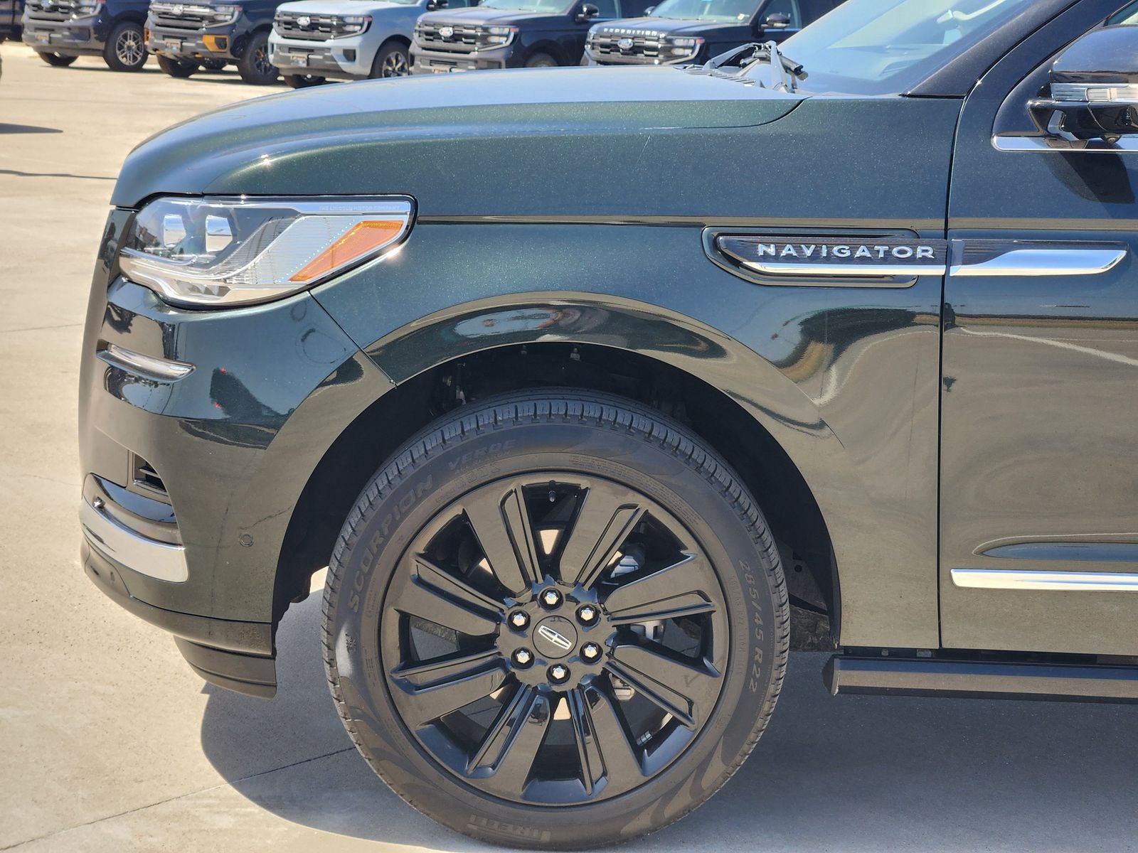 2024 Lincoln Navigator Black Label