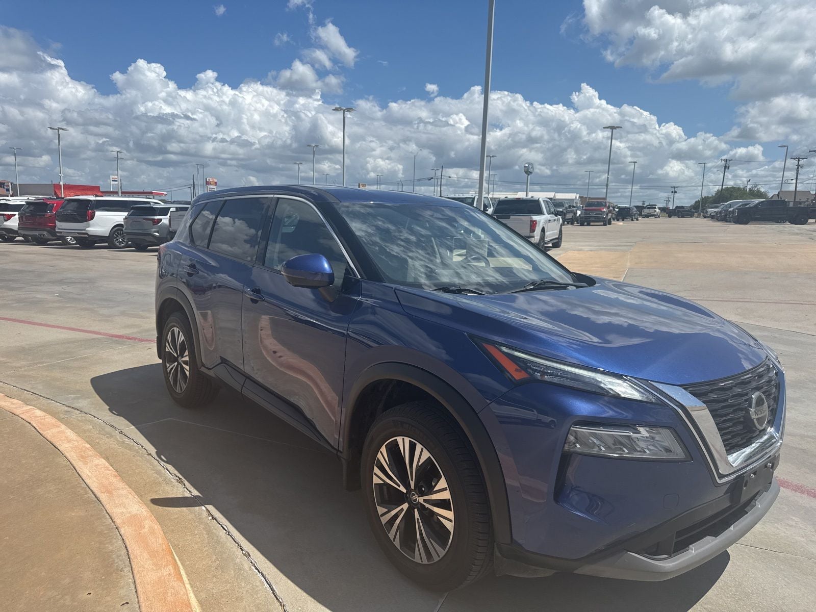 2021 Nissan Rogue SV
