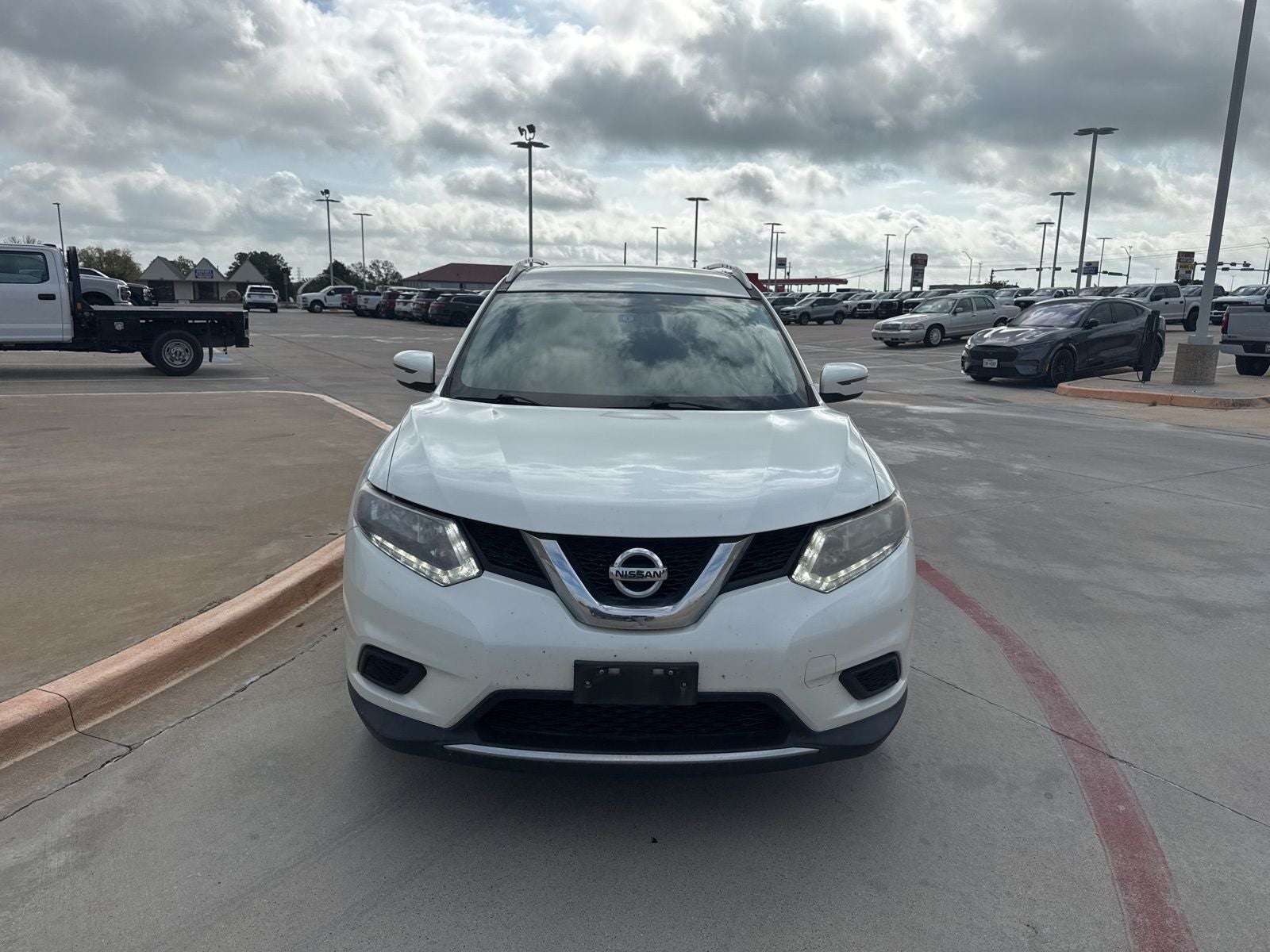 2016 Nissan Rogue SV