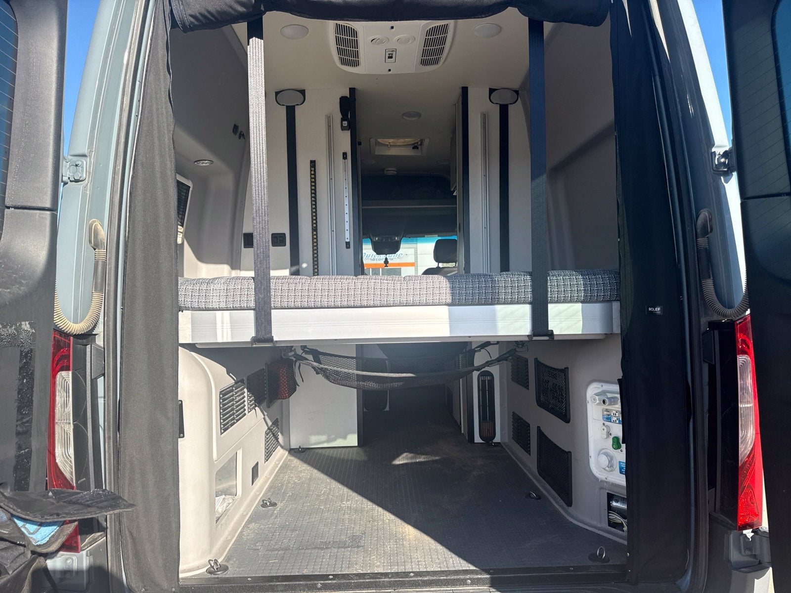 2021 Mercedes-Benz Sprinter 2500 Crew 144 WB