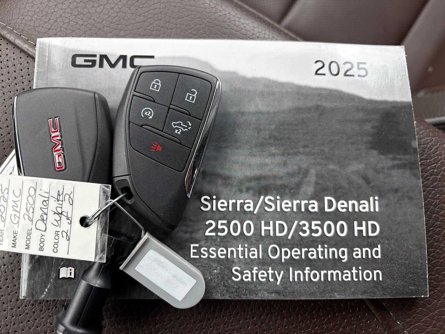 2025 GMC Sierra 2500 HD Denali