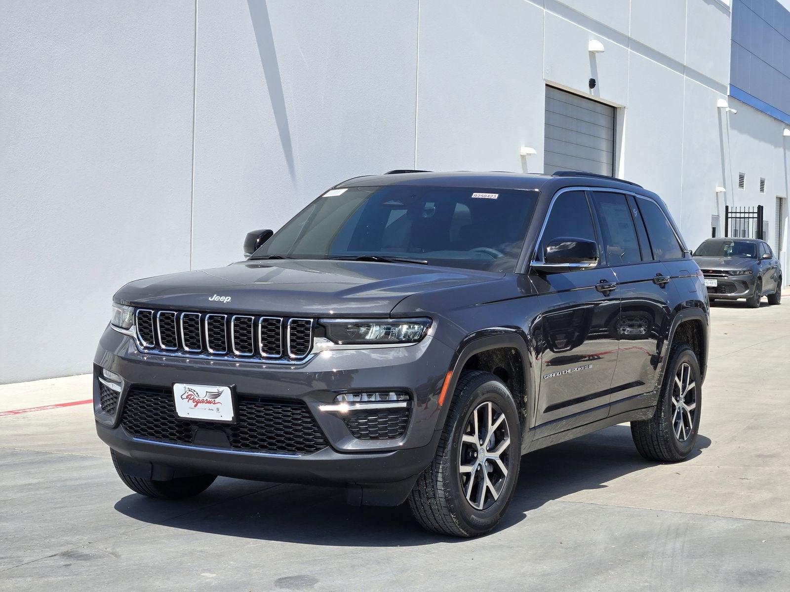2025 Jeep Grand Cherokee Limited 4x2