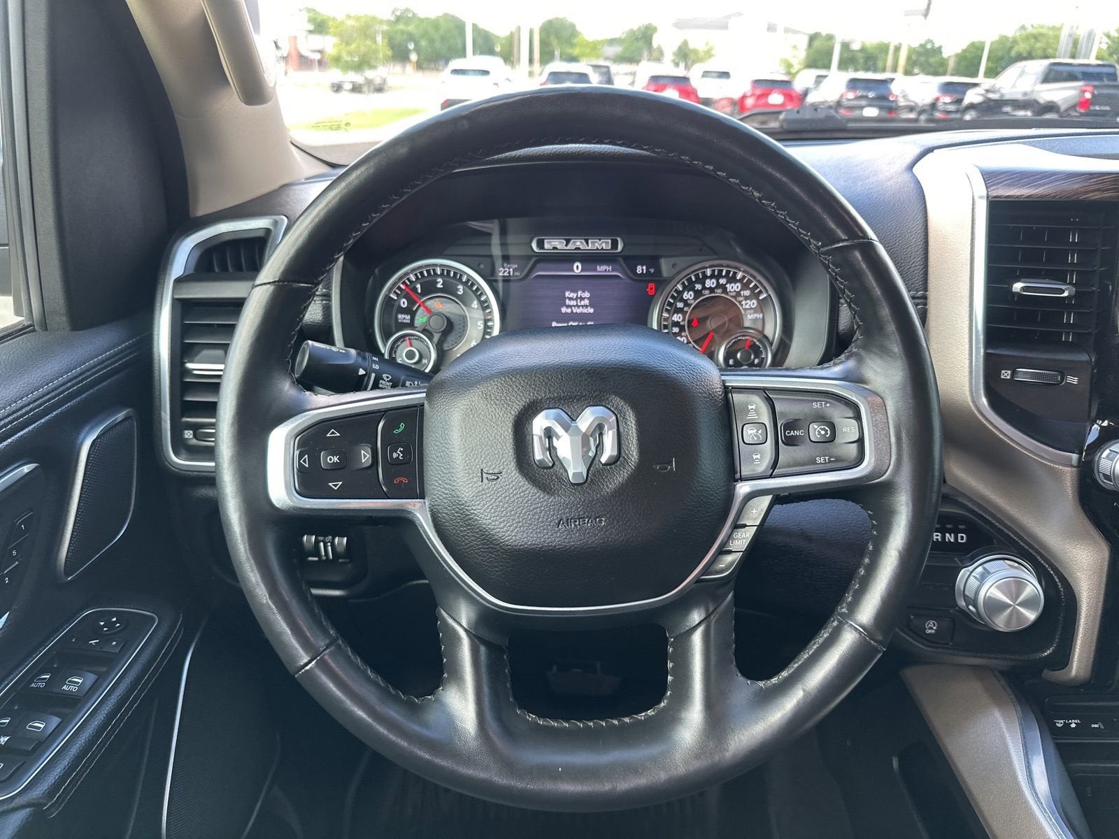 2019 RAM 1500 Laramie Crew Cab 4x2 5'7" Box