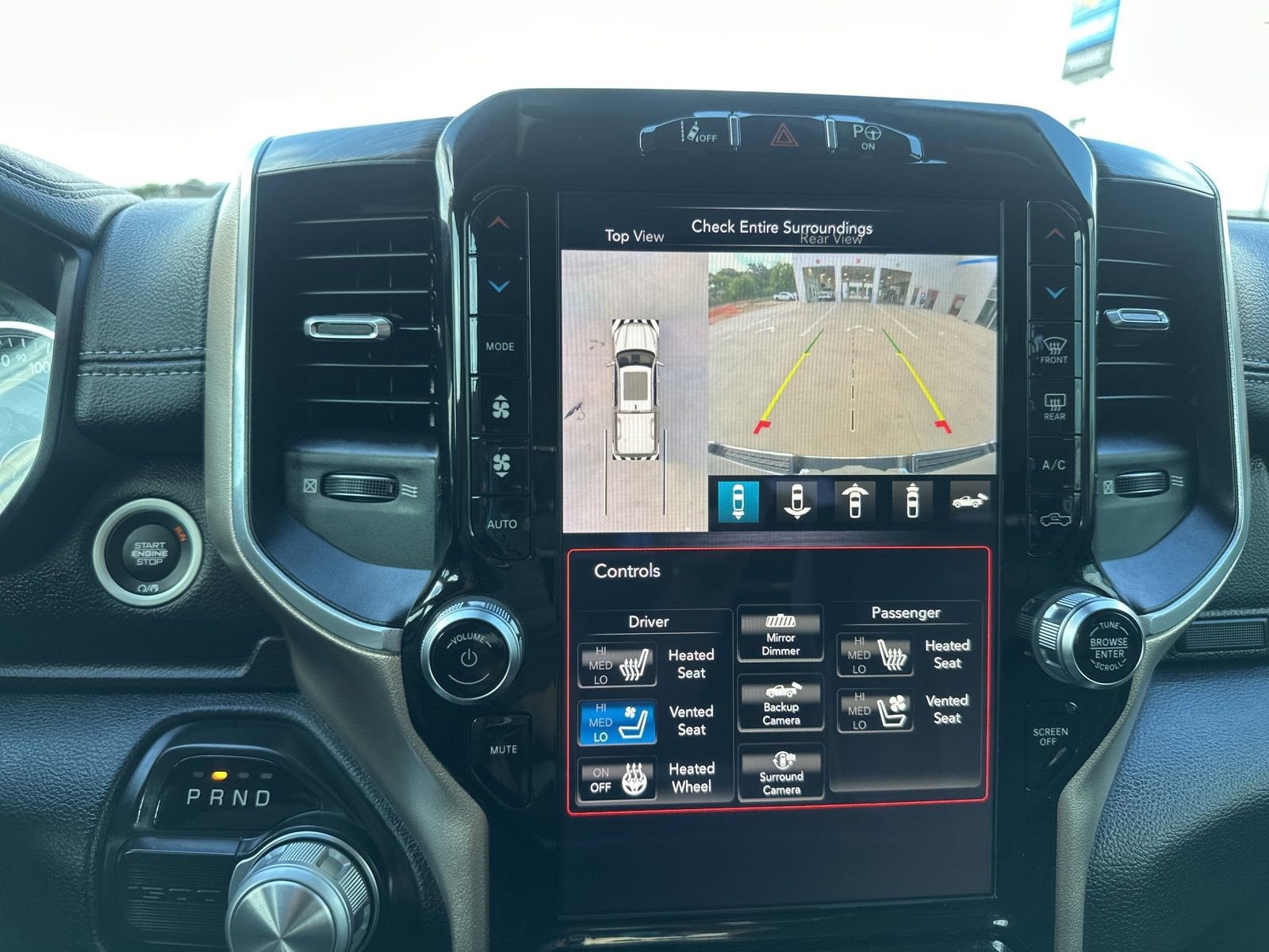 2019 RAM 1500 Laramie Crew Cab 4x2 5'7" Box
