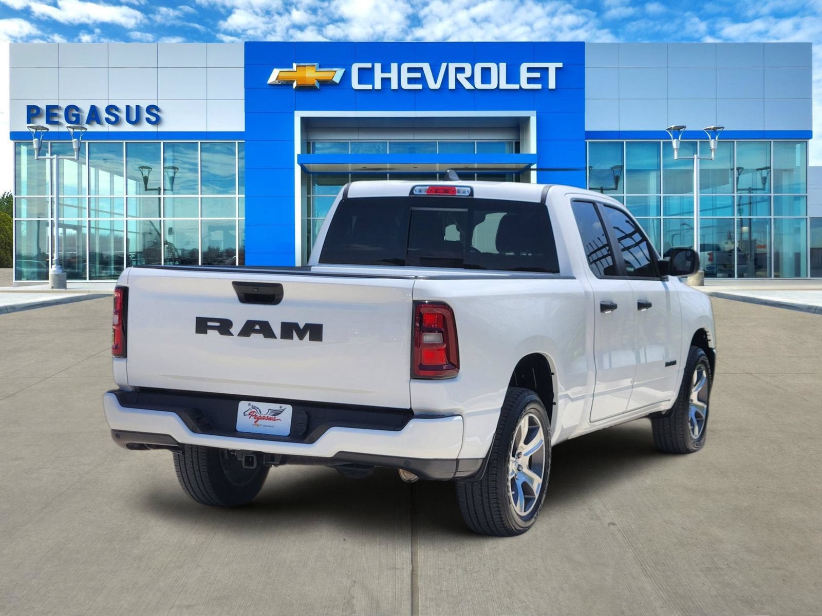 2025 RAM 1500 Tradesman Quad Cab 4x2 6'4" Box