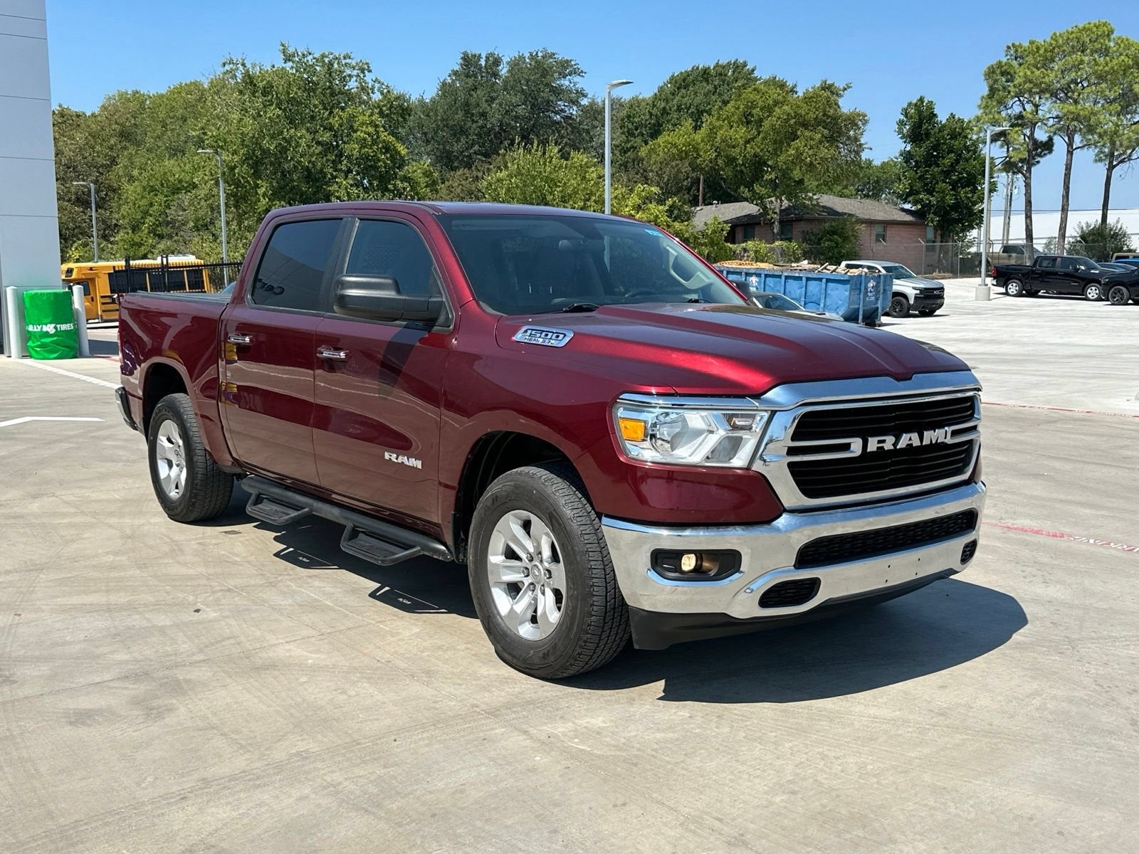 2020 RAM 1500 Big Horn Crew Cab 4x4 5'7" Box