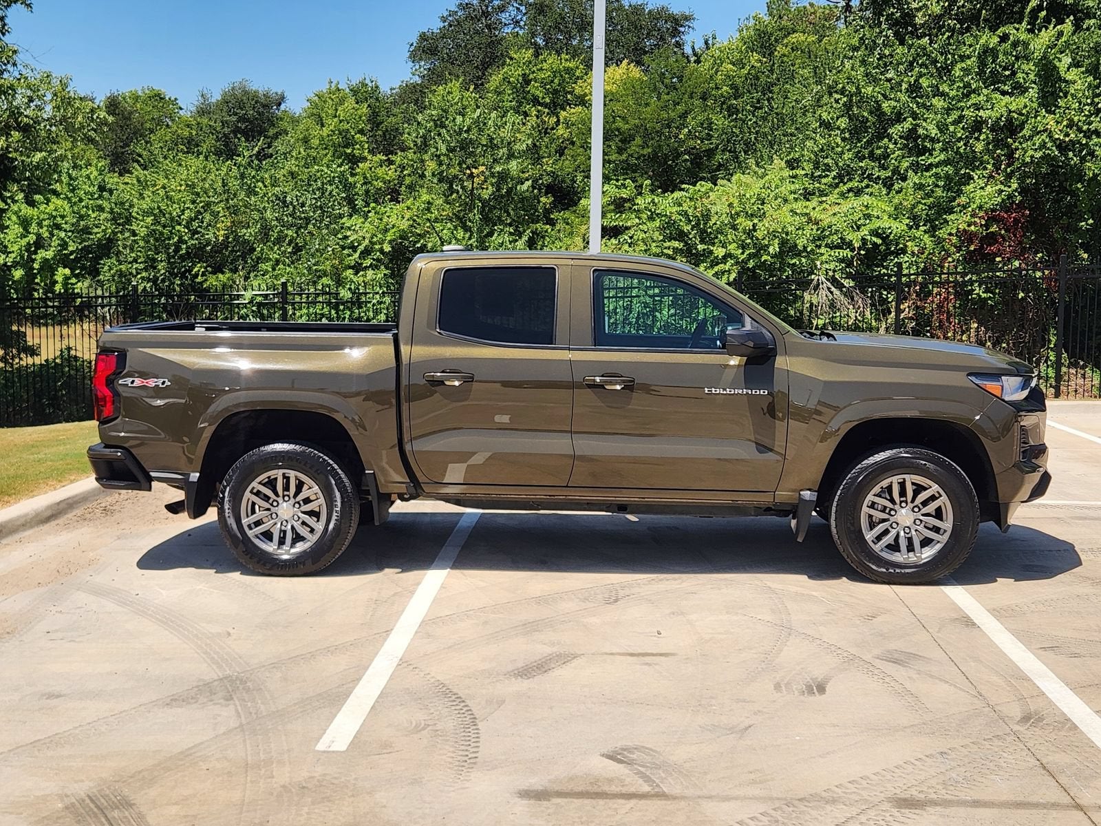 2023 Chevrolet Colorado LT